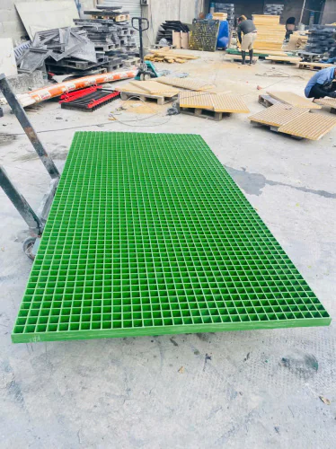 Tấm lót sàn kháng hóa chất sợi thủy tinh FRP grating - Giải pháp bền vững cho mọi công trình công nghiệp