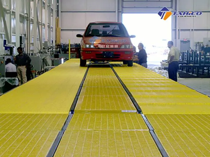 Tấm sàn grating composite FRP – Giải pháp sàn công nghiệp bền nhẹ, chống ăn mòn vượt trội Tấm sàn grating composite FRP – Giải pháp sàn công nghiệp bền nhẹ, chống ăn mòn vượt trội
